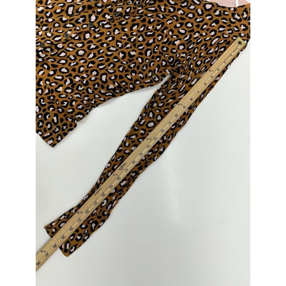 Old Navy Womens Cardigan Size Medium Brown Animal Print Button Up Long Sleeve - Picture 8 of 10